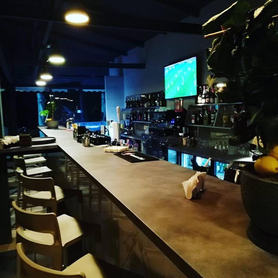 Marina Surf Hotel Navodari Luaran gambar